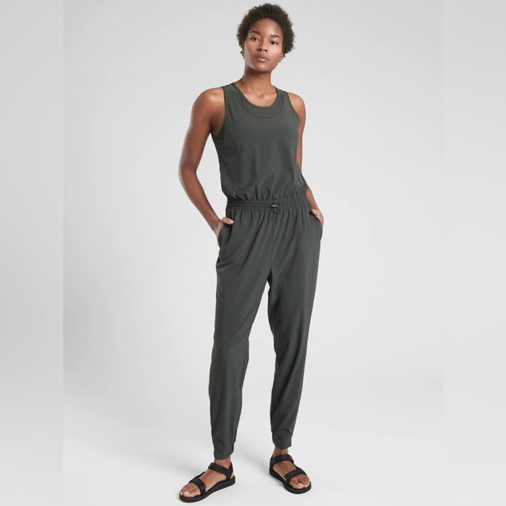 Athleta Green Sleeveless Jumpsuit Drawstring Waist Jogger Women’s 12